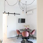 Cozy & Chic - 1 Bd Lejlighed Ampavris