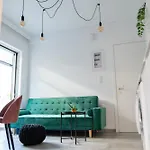 Cozy & Chic - 1 Bd * Ampavris