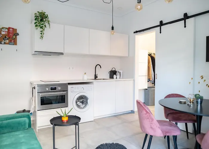 Cozy & Chic - 1 Bd Apartment *