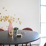 Апартаменты Cozy & Chic - 1 Bd Ampavris