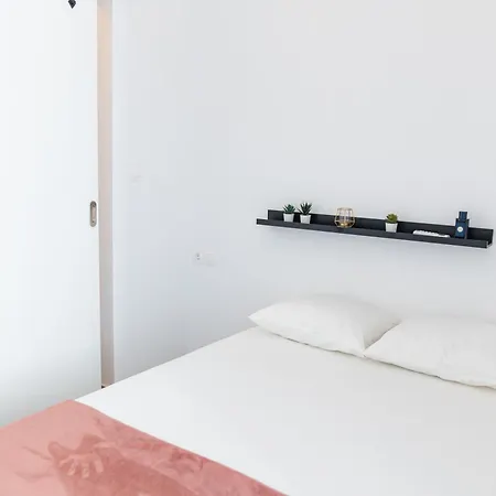 Cozy & Chic - 1 Bd In Kos Ampavris