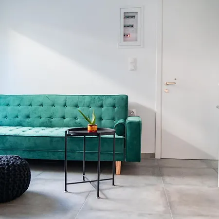 Cozy & Chic - 1 Bd Apartment Ampavris