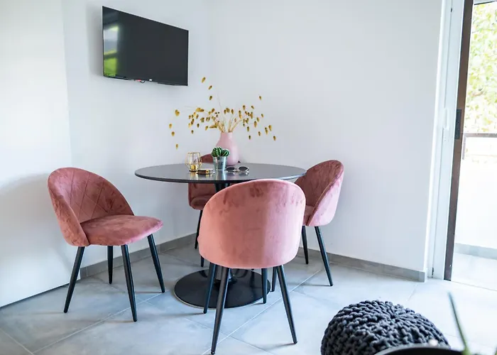 Cozy & Chic - 1 Bd Apartment Appartamento Ampavris