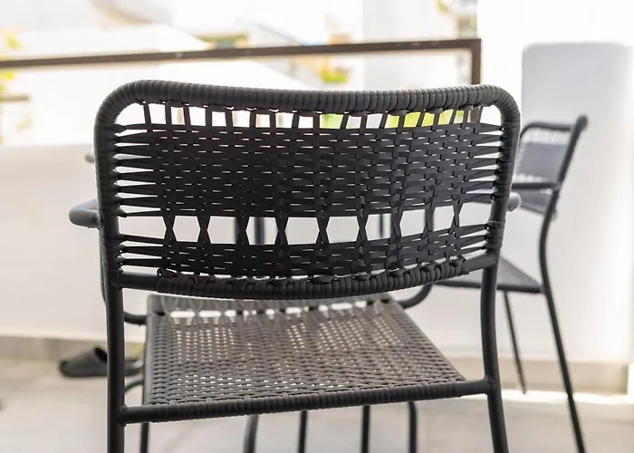 Cozy & Chic - 1 Bd Apartment *