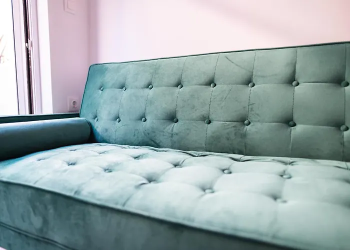 Cozy & Chic - 1 Bd Apartment Ampavris